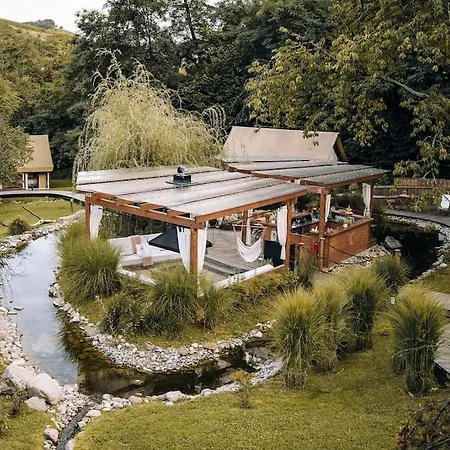Luxury Tree House *
